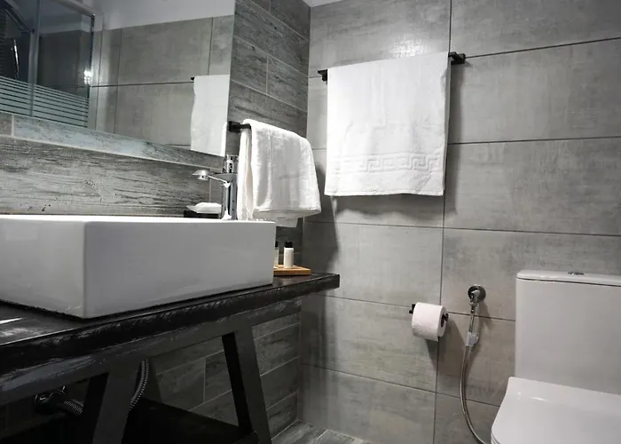 Liprando Νάουσα